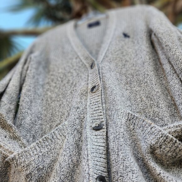 Abercrombie & Fitch M- GRAY KNIT SWEATER CARDIGAN - Picture 3 of 5
